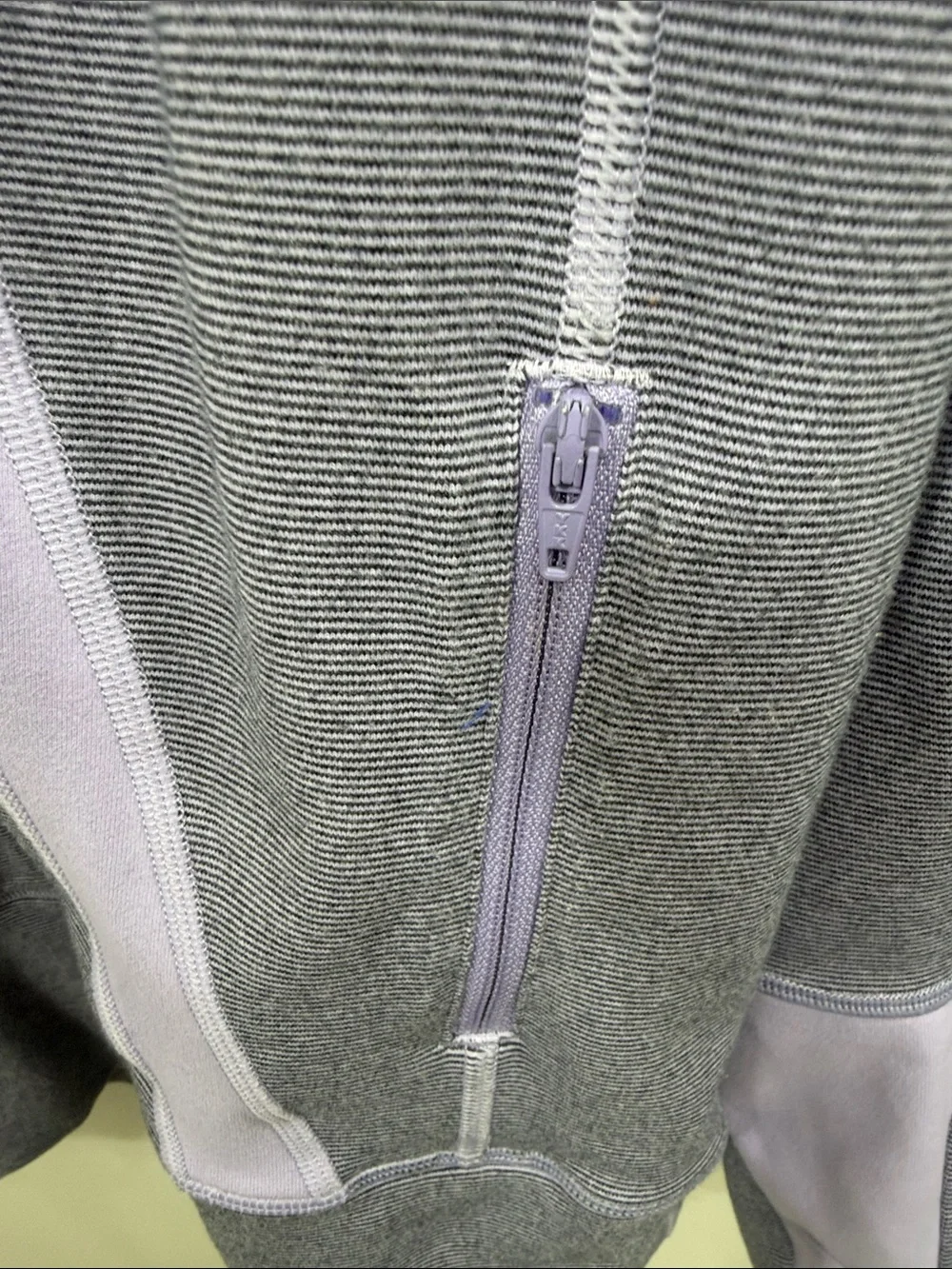 Lululemon Stride Full zip jacket purple stripes size 12